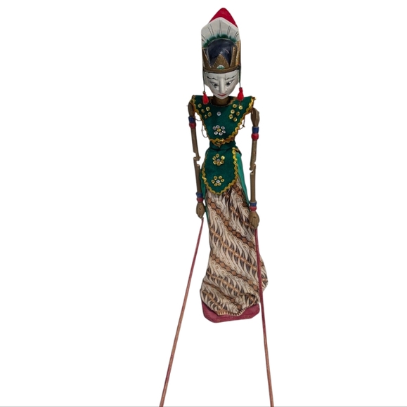 INDONESIAN Dancing RodPuppet Doll Wayang Gole Handcrafted Wood Arm Red Green - Picture 6 of 13